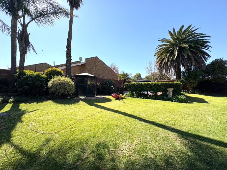 3 Bedroom Property for Sale in Seemeeupark Free State